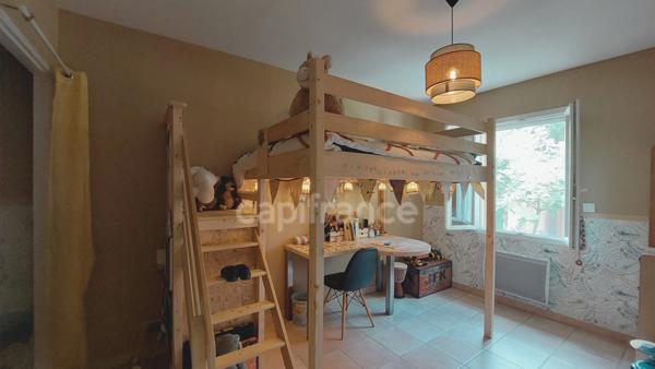 Maison à vendre plain-pied, 3 chambres, jardin VELLERON (84)