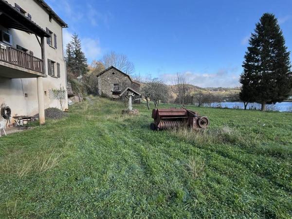 Maison à vendre |  Livinhac-le-Haut |  7 pièces | 235 m²