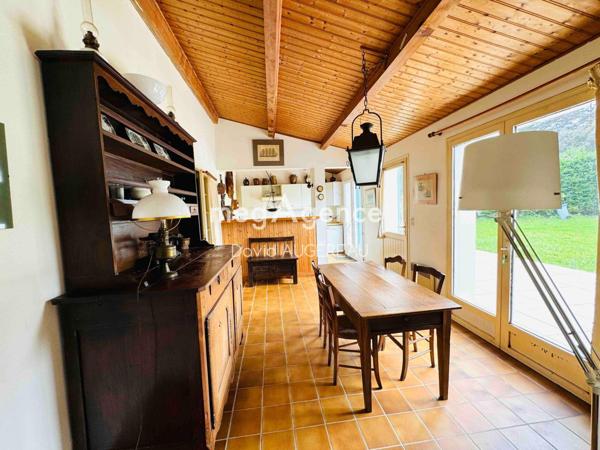 Maison à L' ILE-D'YEU, 85350 - 5 pièces 151m²