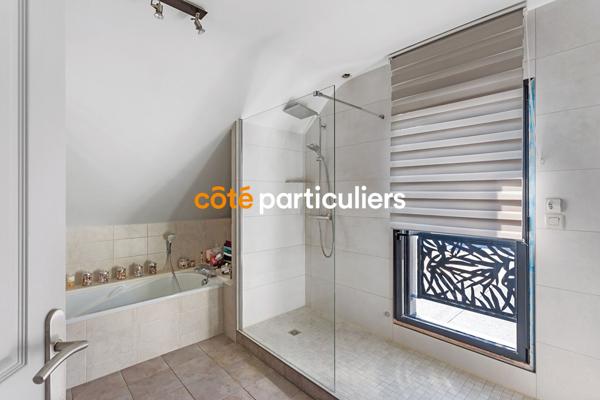 Vente Maison156 m² - 6 Pièces - SAINTE LUCE SUR LOIRE (44980)