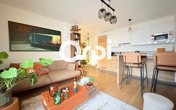 Appartement à vendre    3 pièces • 56,40 m2 Romainville