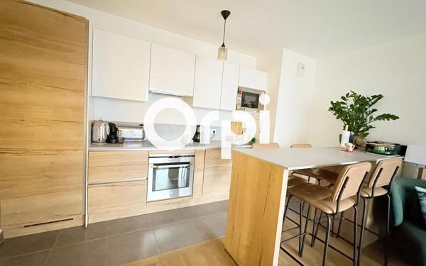 Appartement à vendre    3 pièces • 56,40 m2 Romainville