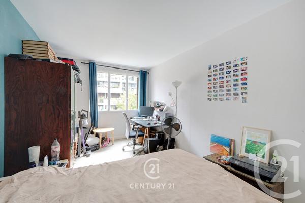 Appartement F3 à vendre  3 pièces - 70,72 m2 PARIS - 75015