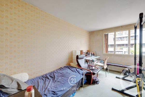 Appartement F3 à vendre  3 pièces - 70,72 m2 PARIS - 75015