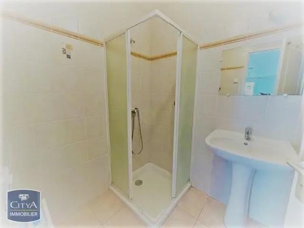 Appartement à louer 2 pièces 51.39m² Ancelle (05260)