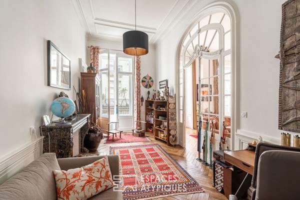 Appartement élégant pur HAUSSMANNIEN proche du Théâtre Graslin