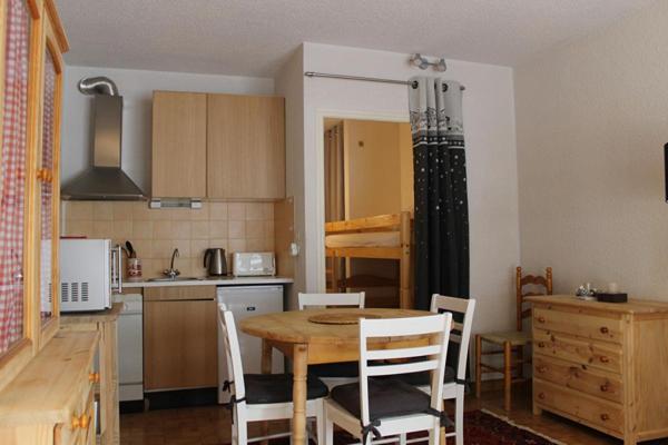 Studio cabine + place parking privée