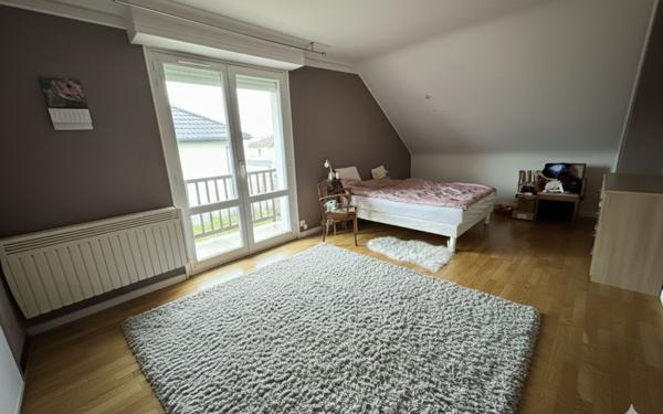 Maison à vendre    7 pièces • 177 m2 Pau