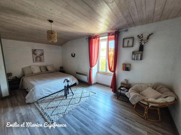 Maison à vendre 4 chambres - Mauzé - Jardin - double garage - locataires en place