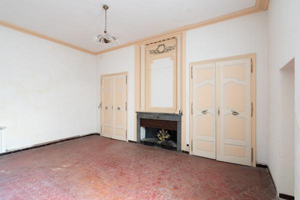 Arles (13200) HÔTEL PARTICULIER XIIIème - 7 lots - 315 m² habitables