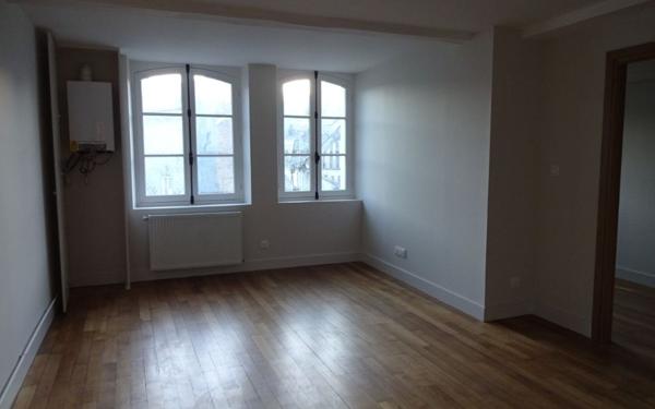 Appartement à louer    1 pièce •  Honfleur