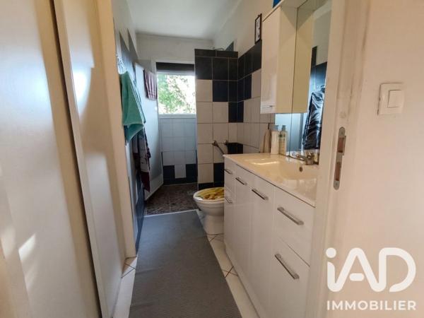 Maison à vendre 4 pièces 83,04 m² Saint-Aigulin