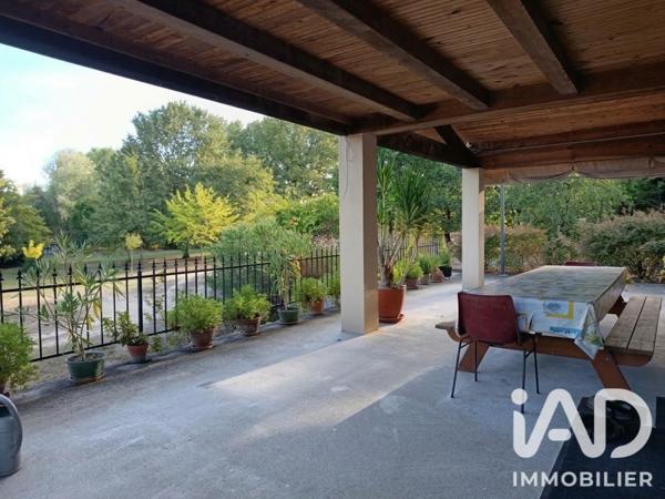 Maison à vendre 4 pièces 83,04 m² Saint-Aigulin