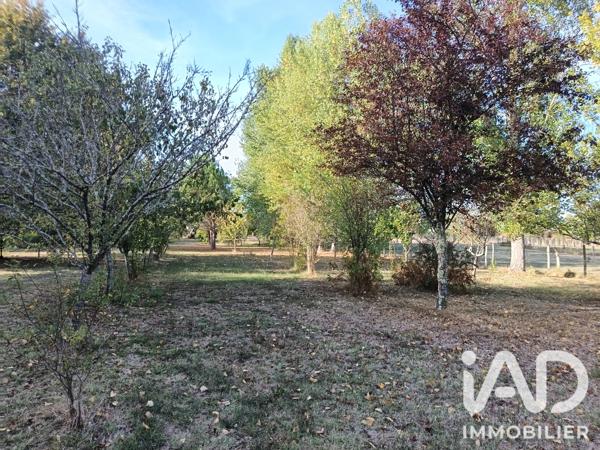 Maison à vendre 4 pièces 83,04 m² Saint-Aigulin