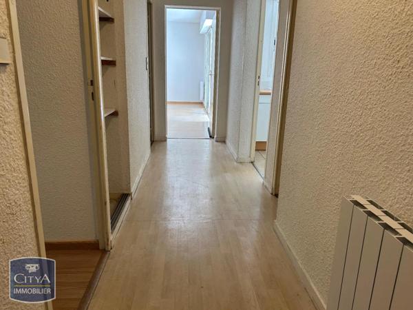 Appartement à vendre 4 pièces 70m² Saintes (17100)