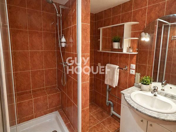 Ensemble immobilier avec jardin et terrasse, fort potentiel