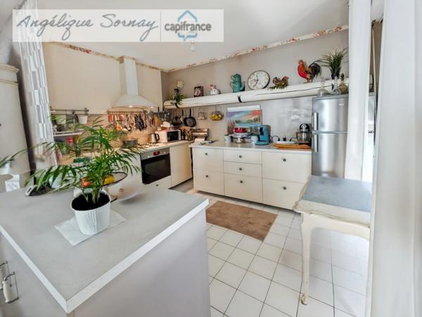 À VENDRE – Appartement T3 de 70 m² avec loggia, cave, parking privatif en sous-sol – Résidence calme et arborée