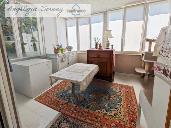 À VENDRE – Appartement T3 de 70 m² avec loggia, cave, parking privatif en sous-sol – Résidence calme et arborée