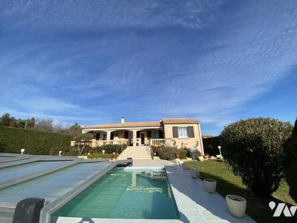 AUX PORTES  d'UZES -  VILLA  TRES BON ETAT  AVEC PISCINE 