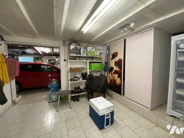 AUX PORTES  d'UZES -  VILLA  TRES BON ETAT  AVEC PISCINE 