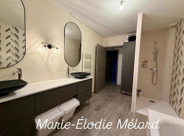 Maison récente , 3 chambres, jardin et garage.