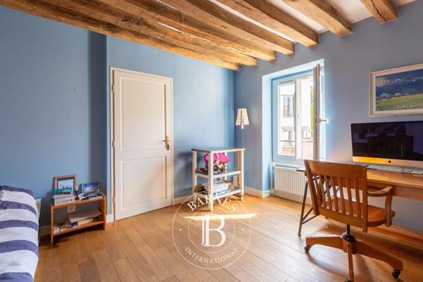 Saint-Germain-en-Laye, Maison 5 Chambres -  199 m² à vendre