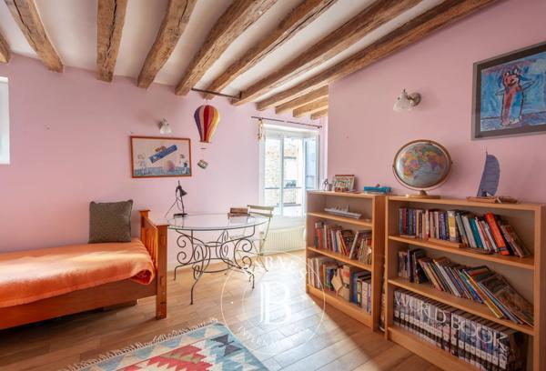 Saint-Germain-en-Laye, Maison 5 Chambres -  199 m² à vendre