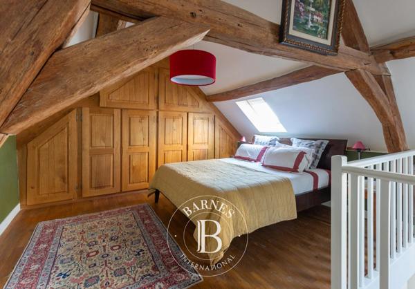Saint-Germain-en-Laye, Maison 5 Chambres -  199 m² à vendre