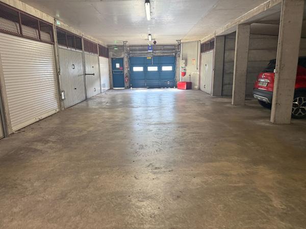 Garage 1 pièce 16 m2