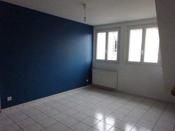 HENNEBONT : T3 proche du centre. 46.90m²