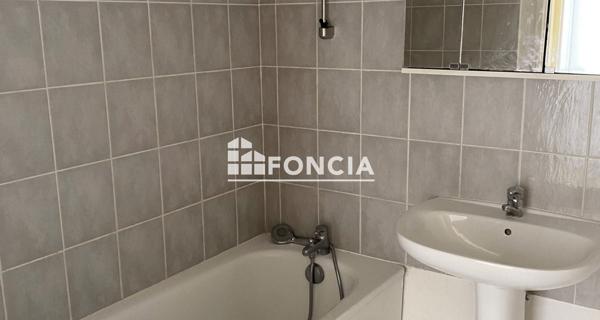 Location Appartement 3 pièces 61.27 m² - Mantes-la-jolie 78200