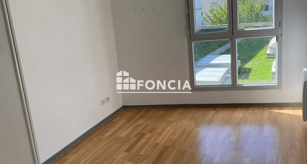 Location Appartement 3 pièces 61.27 m² - Mantes-la-jolie 78200