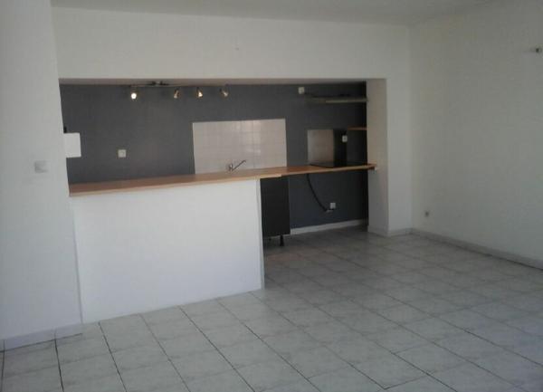 Appartement à louer    2 pièces •  Lattes