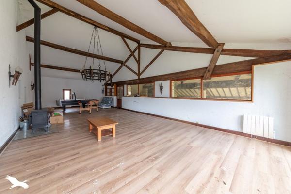 Maison à vendre |  Finhan |  7 pièces | 306 m²