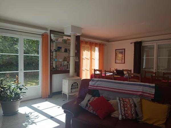 MAISON COEUR DE VILLE  5 CHAMBRES AU CALME ABSOLUE AVEC VUE PANORAMIQUE