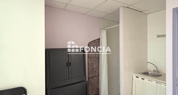 À vendre Local commercial 63 m² - Thonon-les-bains 74200