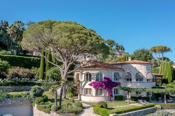 A vendre, Côte d'Azur, Mougins Village - Propriété avec vue mer panoramique
