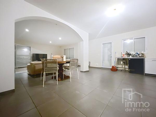 Maison Prevessin Moens 5 pièce(s) 175 m2