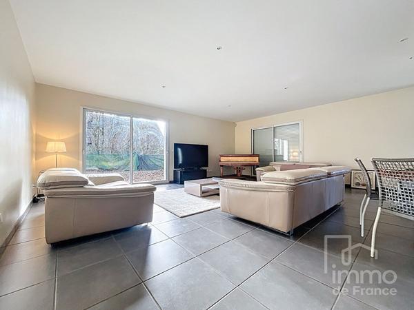 Maison Prevessin Moens 5 pièce(s) 175 m2