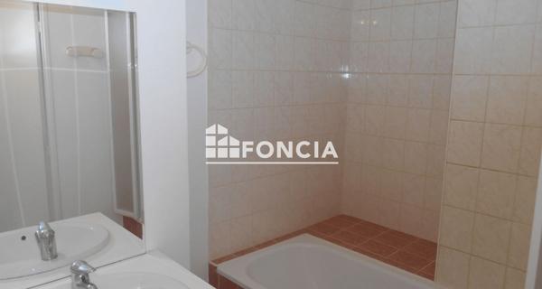 Location Appartement 2 pièces 40.76 m² - Vannes 56000