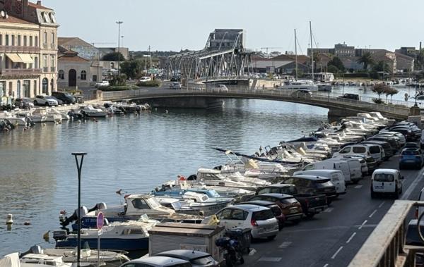 Vente Immeuble local commerciale Sete