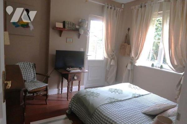 Prox CENTRE-VILLE, dans impasse, PAVILLON de 2008 163m2 habitables, entièrement de plain-pied, ...