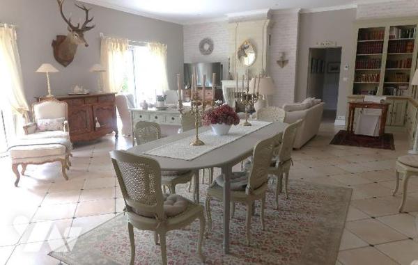 Prox CENTRE-VILLE, dans impasse, PAVILLON de 2008 163m2 habitables, entièrement de plain-pied, ...