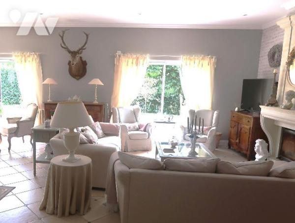 Prox CENTRE-VILLE, dans impasse, PAVILLON de 2008 163m2 habitables, entièrement de plain-pied, ...