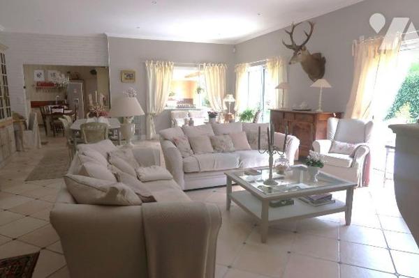 Prox CENTRE-VILLE, dans impasse, PAVILLON de 2008 163m2 habitables, entièrement de plain-pied, ...