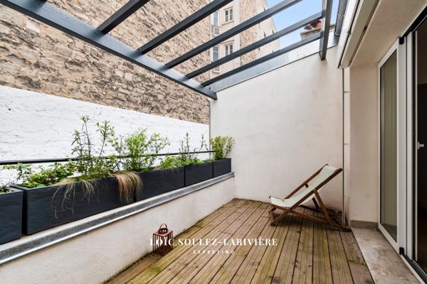 Paris (75015) Maison ancienne entièrement rénovée en plein coeur du 15ème Arrondissement / Proche de la Rue du Commerce