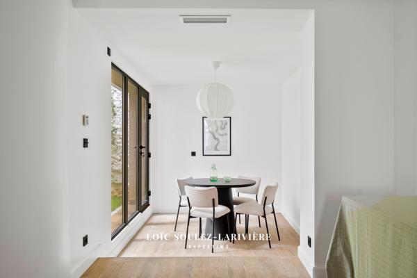 Paris (75015) Maison ancienne entièrement rénovée en plein coeur du 15ème Arrondissement / Proche de la Rue du Commerce