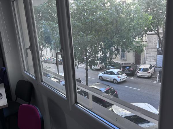 Appartement
         4 pièces
        - 87 m² Exclusivité 372 000 € *