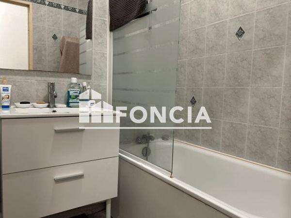 À vendre Studio 32.08 m² - Rennes 35000