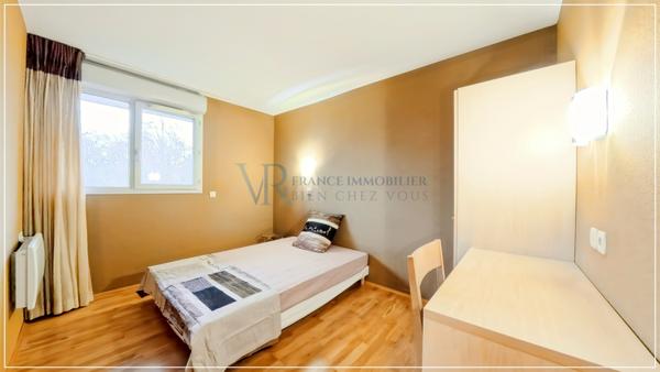 Divonne-les-Bains (01220) APPARTEMENT 3 PIÈCES (T3) DUPLEX 70 M² - LOUÉ MEUBLÉ